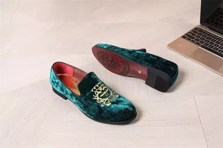 Sapatos de couro de camurça para homens, sapatos de casamento, sapatos baixos Oxford, mocassins bordados, tamanho grande, alta qualidade, designer, luxo, festa